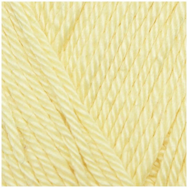 Yarn and Colors - Must-have 010 Vanilla