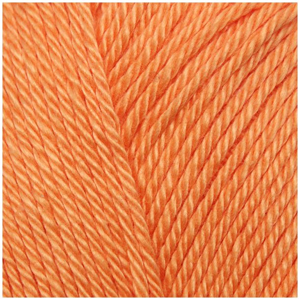 Yarn and Colors - Must-have 016 Cantaloupe