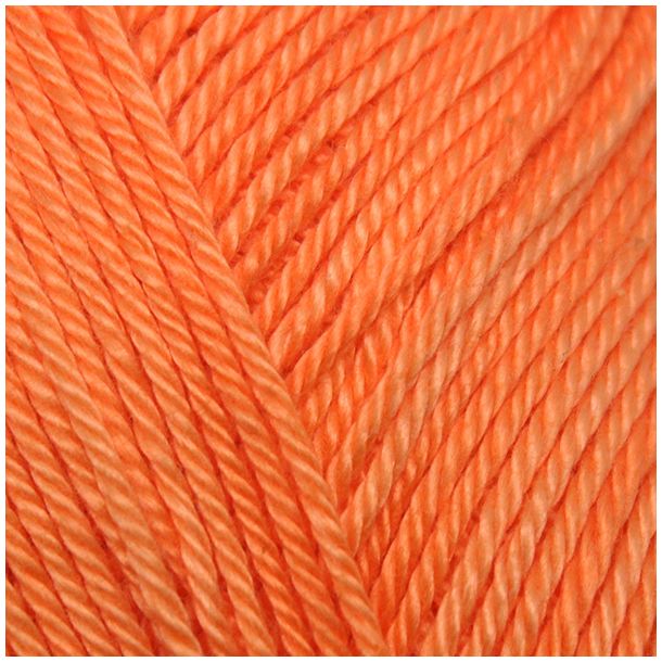 Yarn and Colors - Must-have 017 Papaya