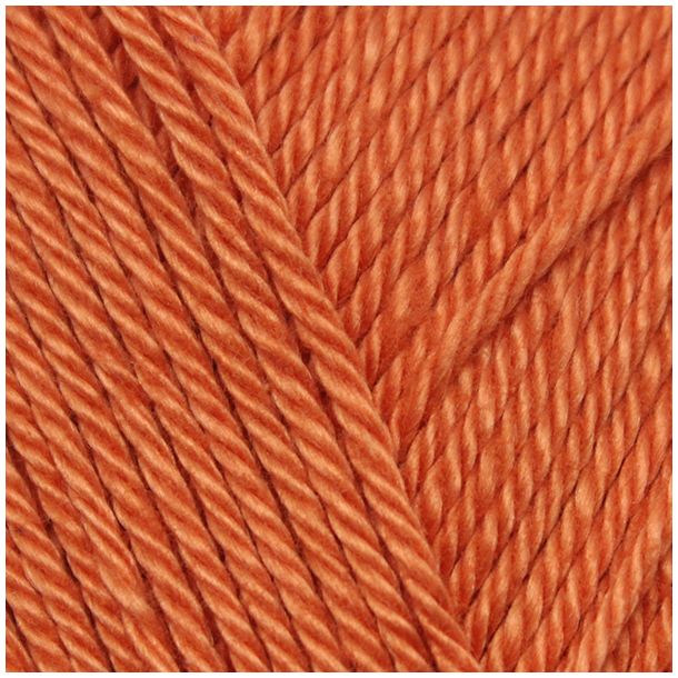 Yarn and Colors - Must-have 018 Bronze