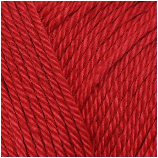 Yarn and Colors - Must-have 031 Cardinal