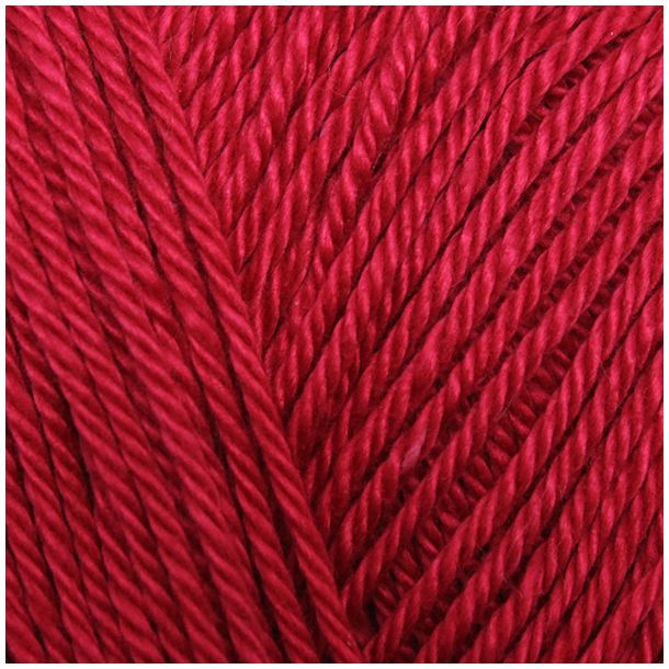 Yarn and Colors - Must-have 033 Raspberry