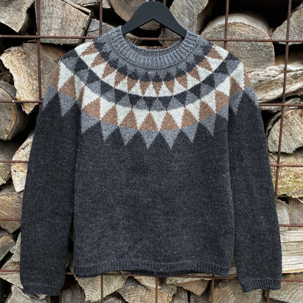 Strikkekit - Søster Dina - Hanne Larsen