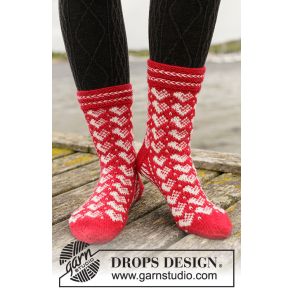 Strikkekit - Holidays Hearts str 35/37 - 38/40 - 41/43