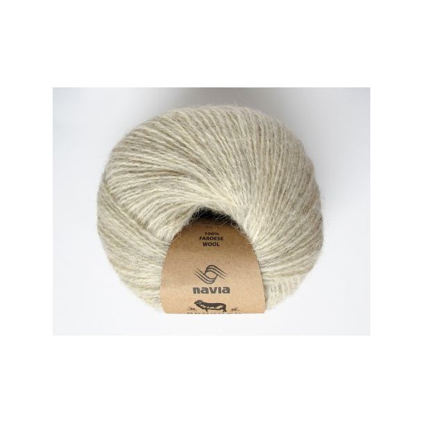 Navia - Brushed Tradition - 100 g 1102 Lys gr