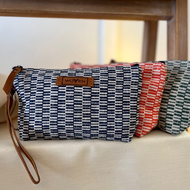 V�vet Clutch - Woven - Mauds Collection