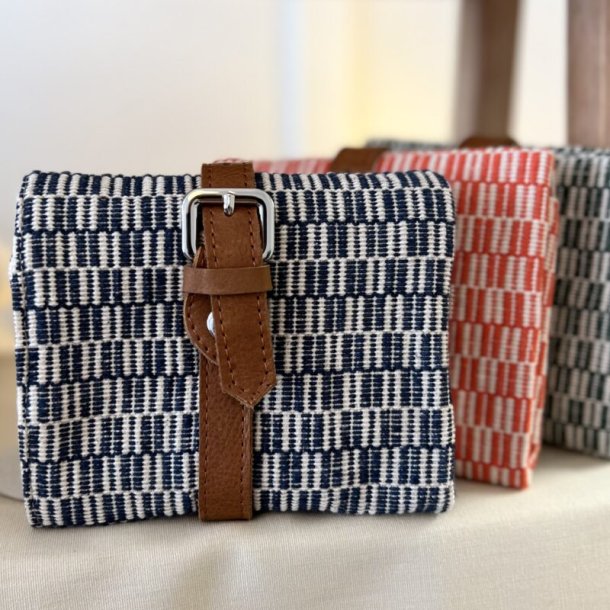 Vvet Mappe Til Udskiftlige Pinde - Woven - Mauds Collection Blue Mountain