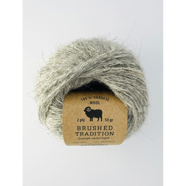 Navia - Brushed Tradition - 50 g