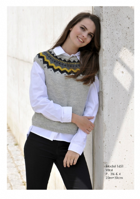 Strikkekit - Top med rund brekrave - Hjertegarn