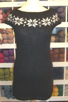 Strikkekit - Tunika med stjerner