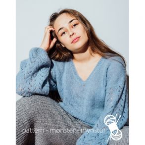 Strikkekit - Kort sweater med V-hals - Navia